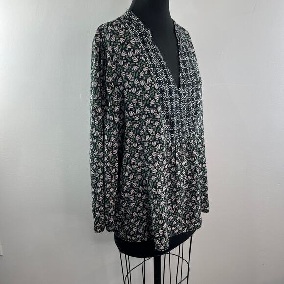 Velvet By Graham And Spencer Multi Top Floral Split Neck Pullover Sz X-Large XL - Picture 4 of 10
